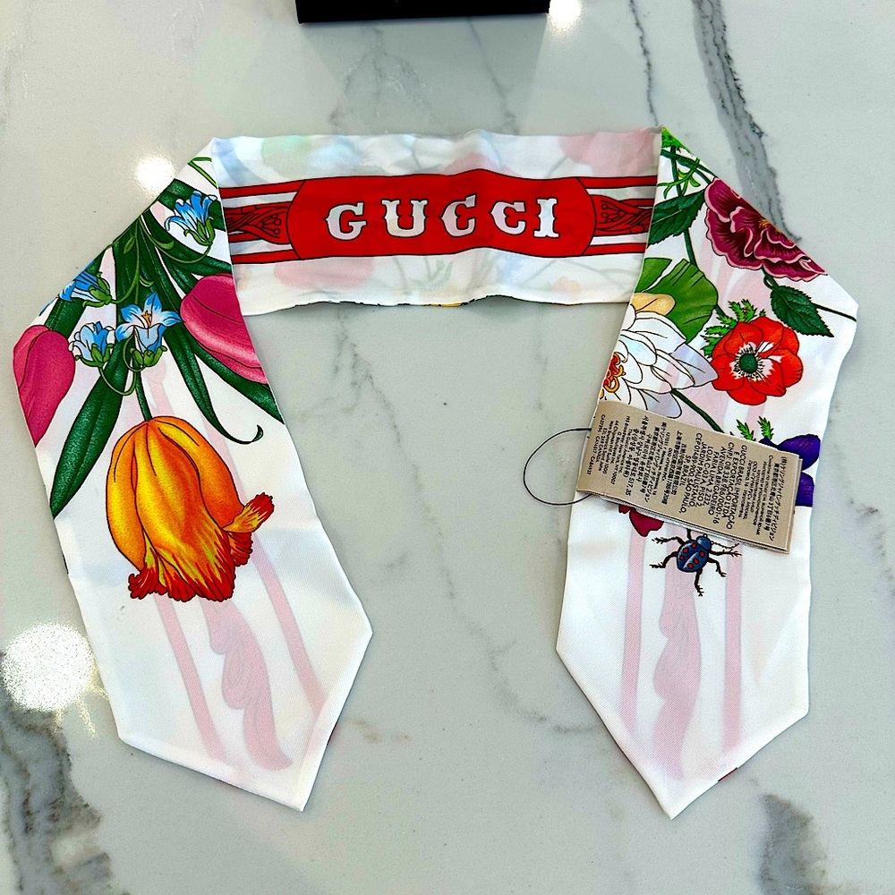 Gucci Floral Neck Bow Scarf